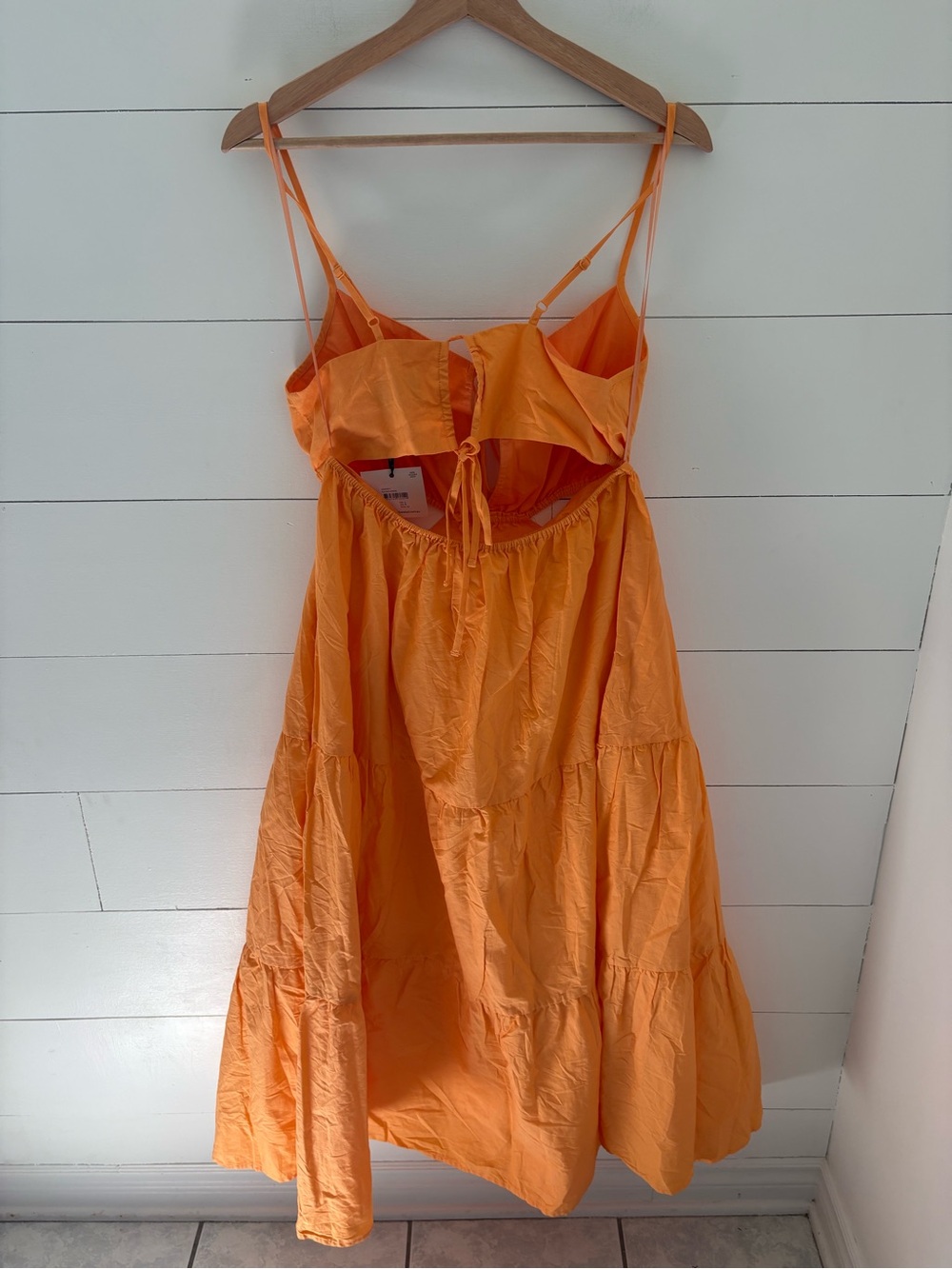 Finders Keepers Kiki Midi Dress - Picture 2 of 10